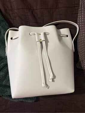 The stowe White Leather Drawstring Shoulder Bucket Bag